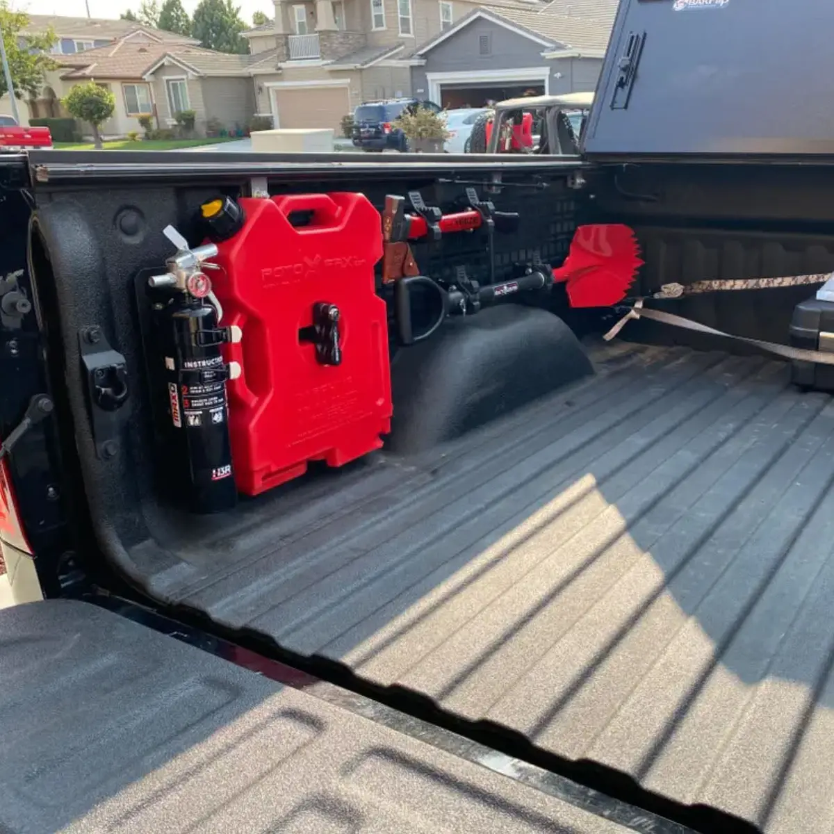 Bedside Rack Molle Panel System | Chevrolet Silverado & Gmc Sierra 1500 (2007-2018) 1