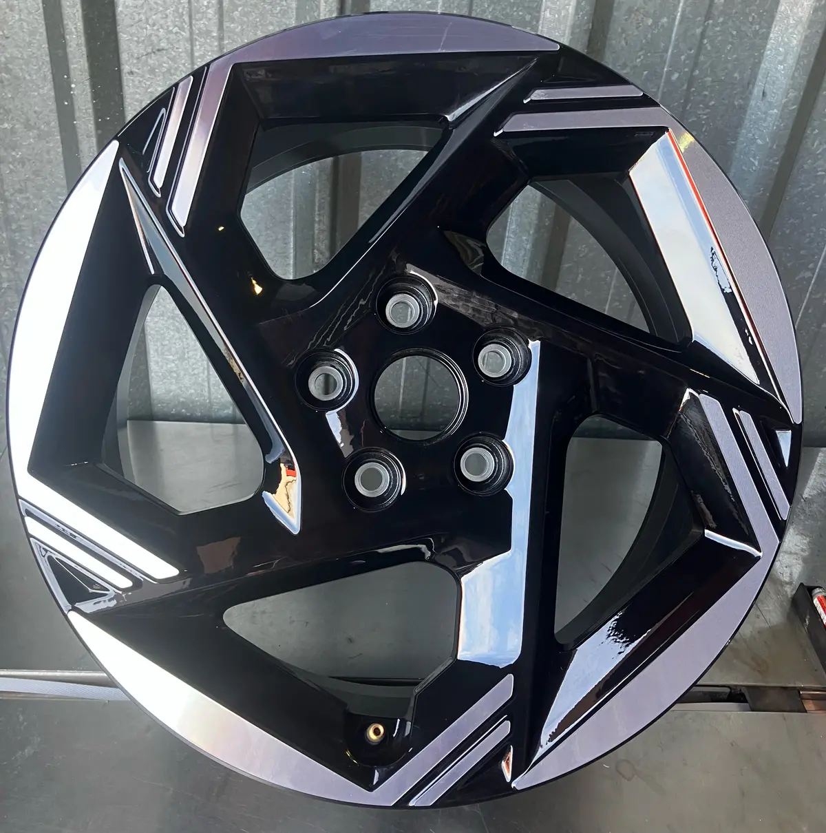 Sold One Single 2025 Kia K4 Factory 17 Wheel Oem Rim 52910Gg200 1