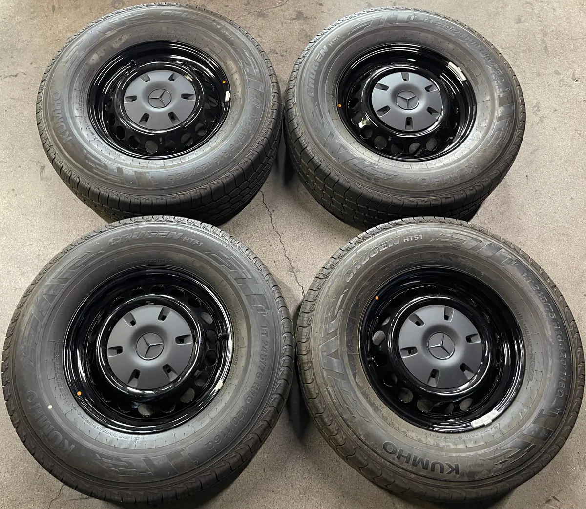 Sold 2023 Mercedes Mbz Sprinter 2500 Factory 16 Steel Wheels Tires Rims Oem Black 1