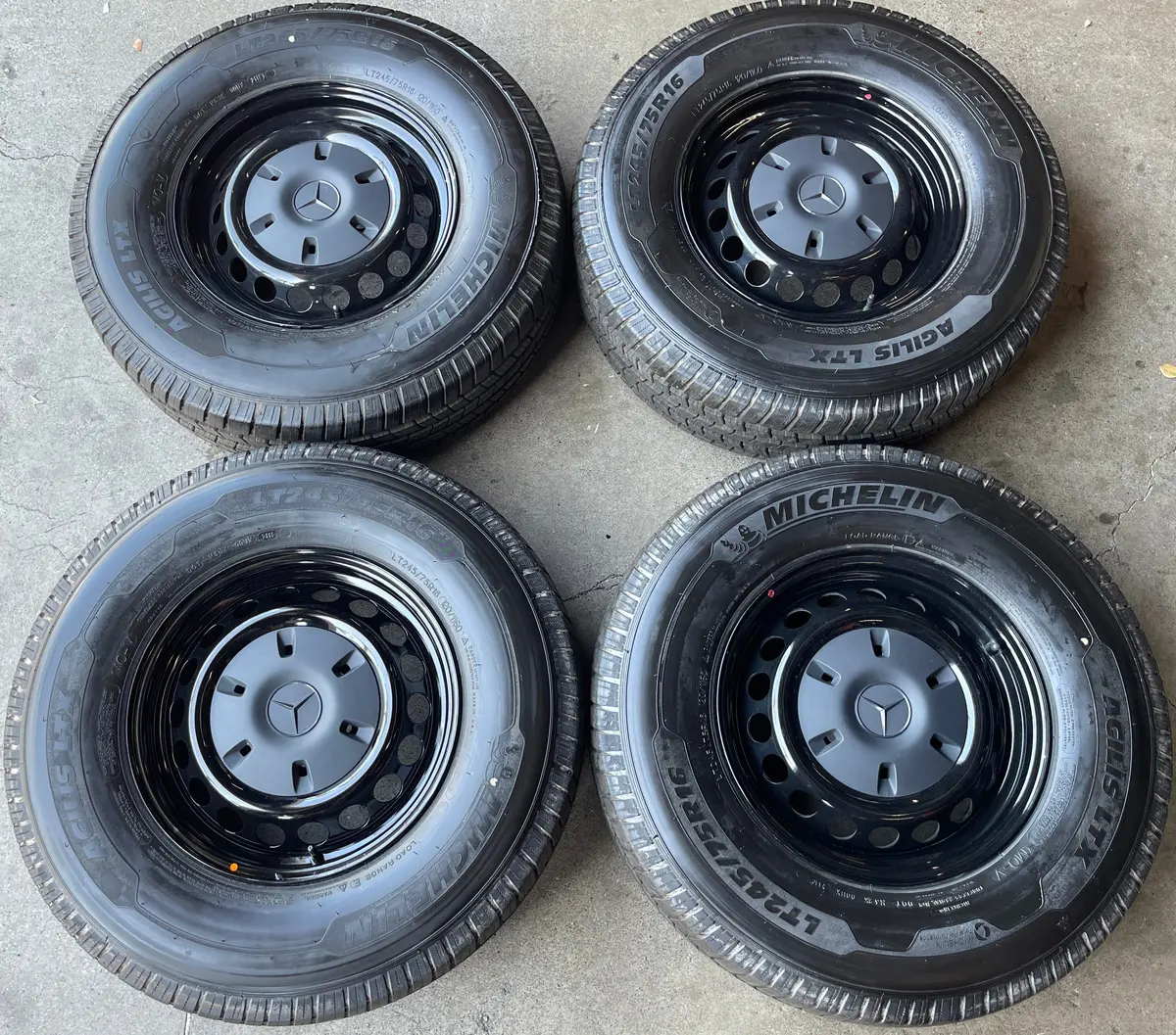 Sold 2020 Mercedes Mbz Sprinter 2500 Factory 16 Steel Wheels Tires Rims Oem Black Michelin 1