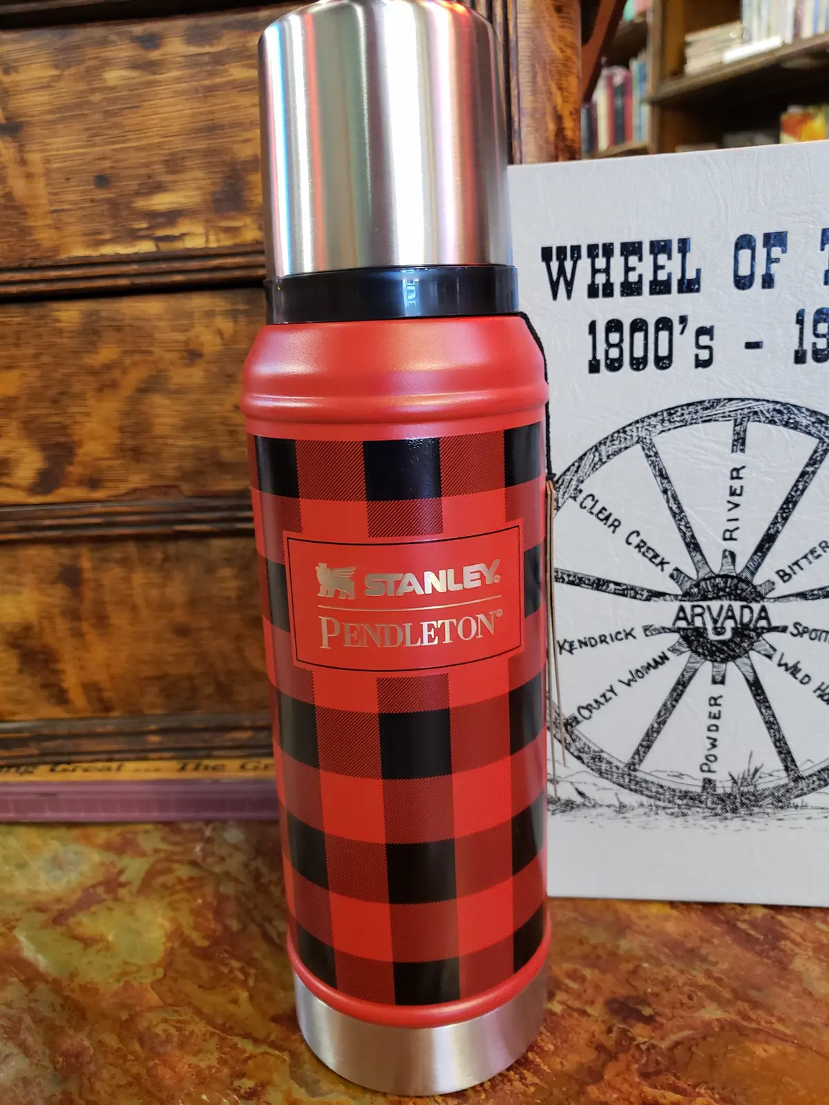 Pendleton Classic Legendary Bottle In Rob Roy 1