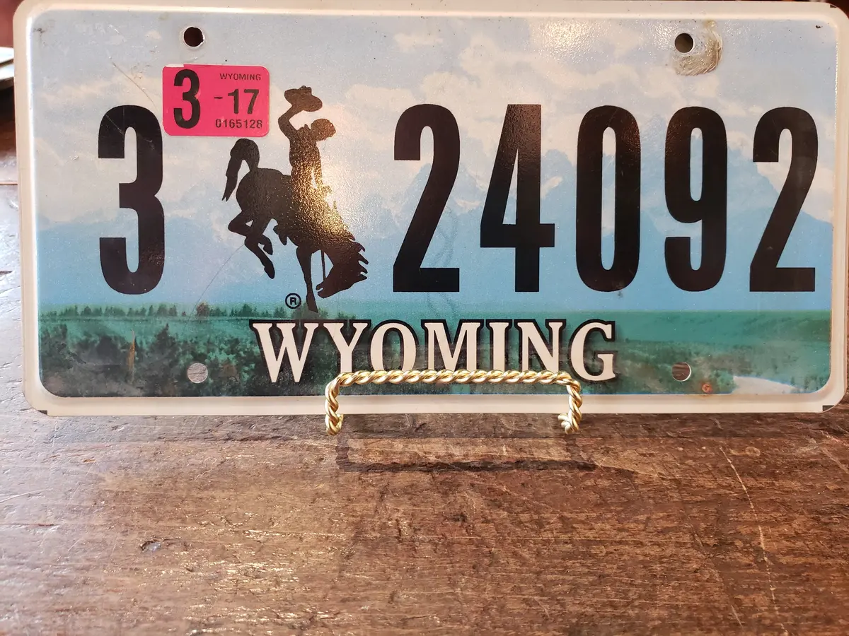 2017 Wyoming License Plate 3 24092 1