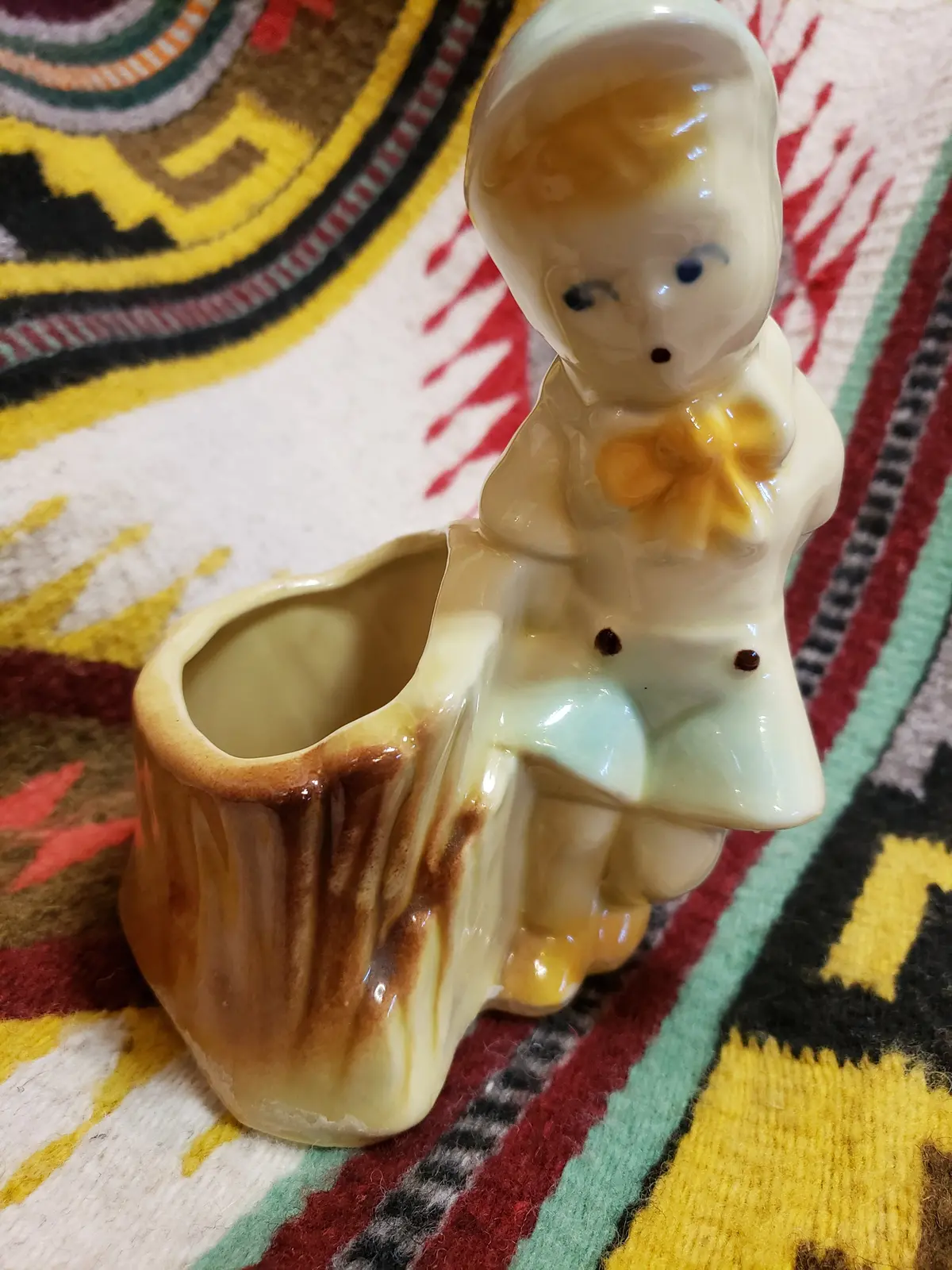 Shawnee Pottery Boy With Blue Hat Planter 1