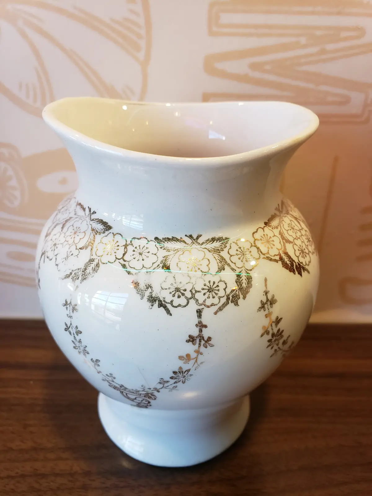 Homer Laughlin Vase 1