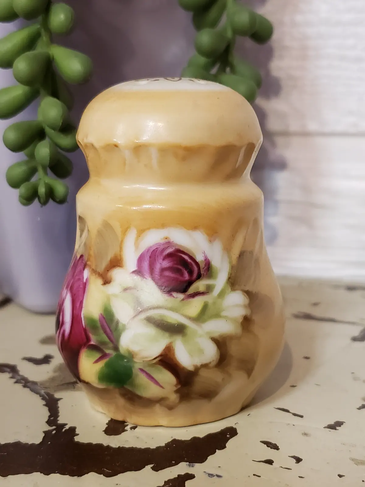 Lefton Floral Shaker 1