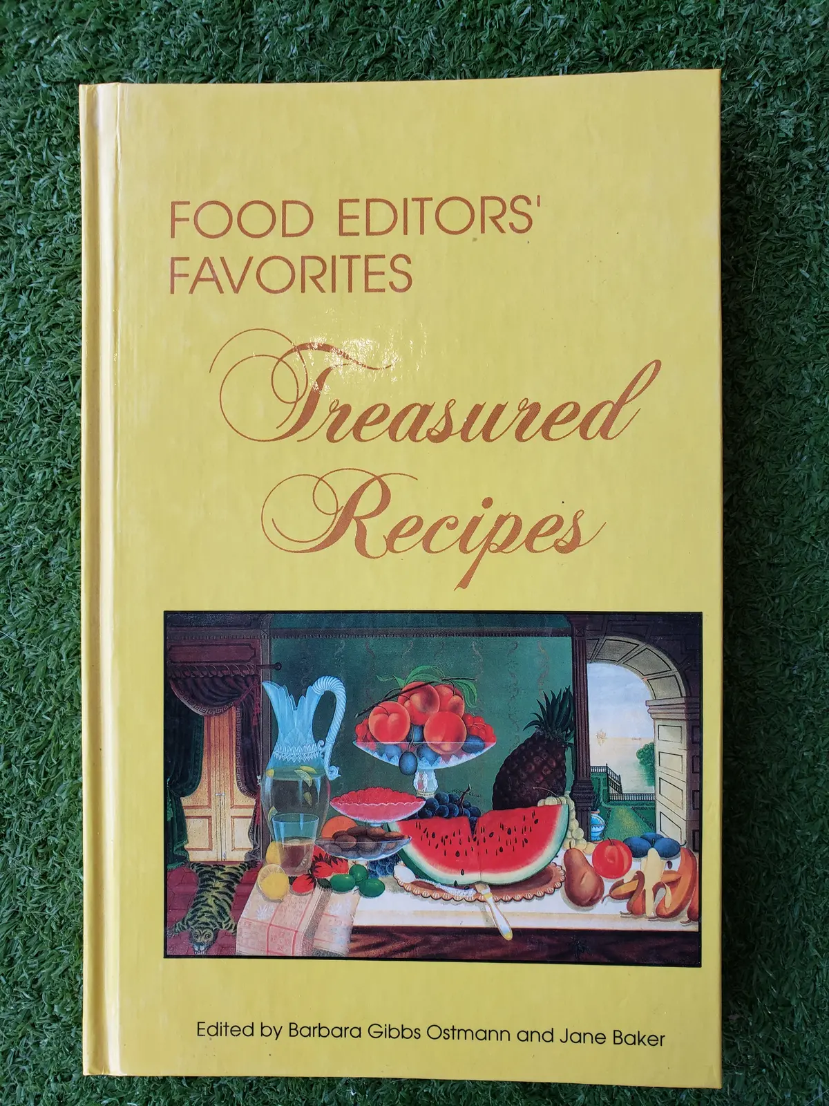 Food Editors' Favorites Treasured Recipes (1983) 1