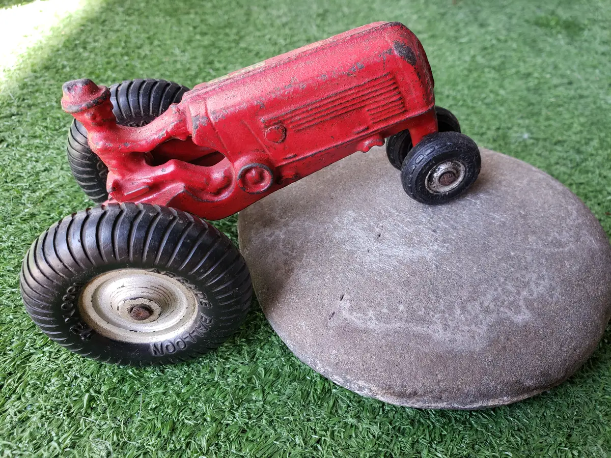 1930'S Arcade Toy Oliver Tractor 1