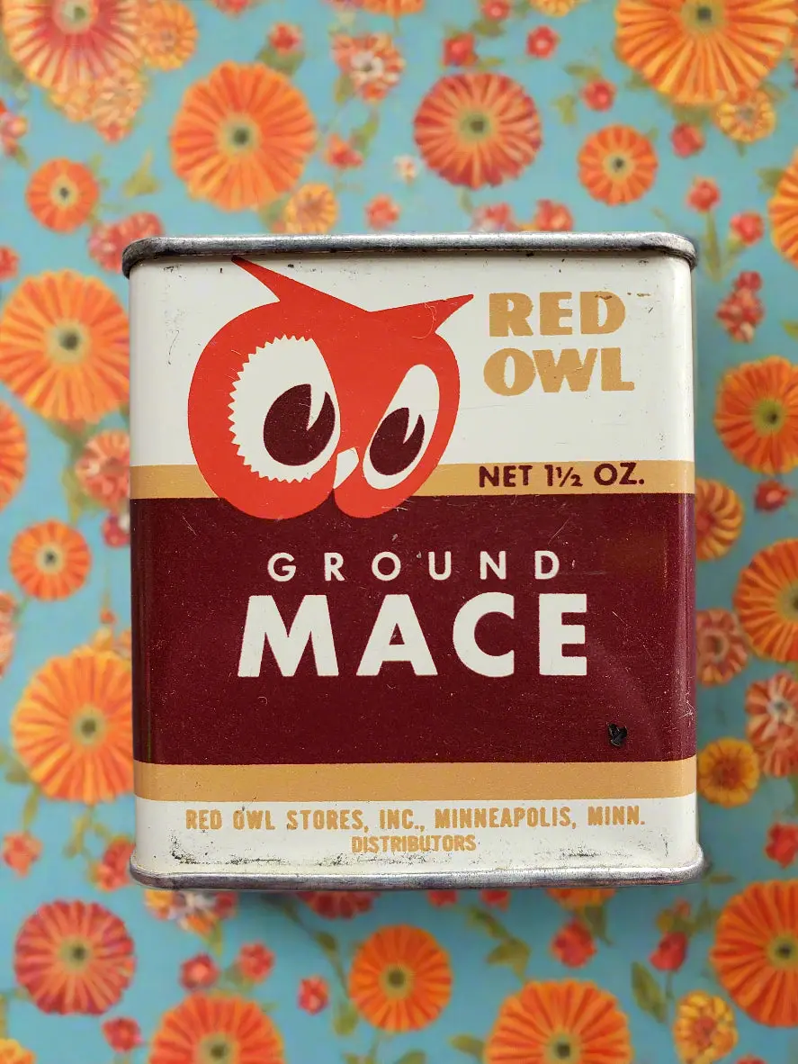 Red Owl (1948) 1.5 Ounce Mace Tin 1