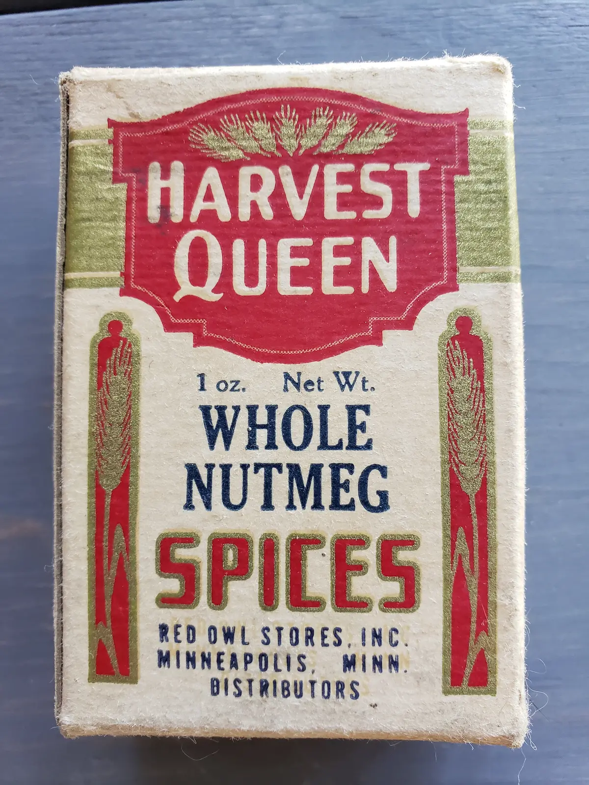 Harvest Queen Whole Nutmeg Box 1