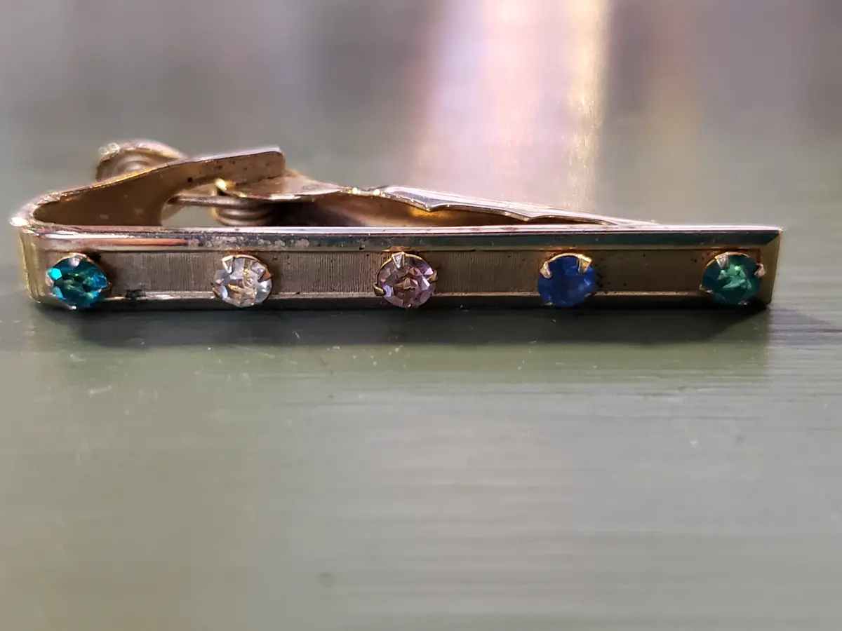 Jewelmont Multi Stone Tie Bar 1/20 12K Gf 1