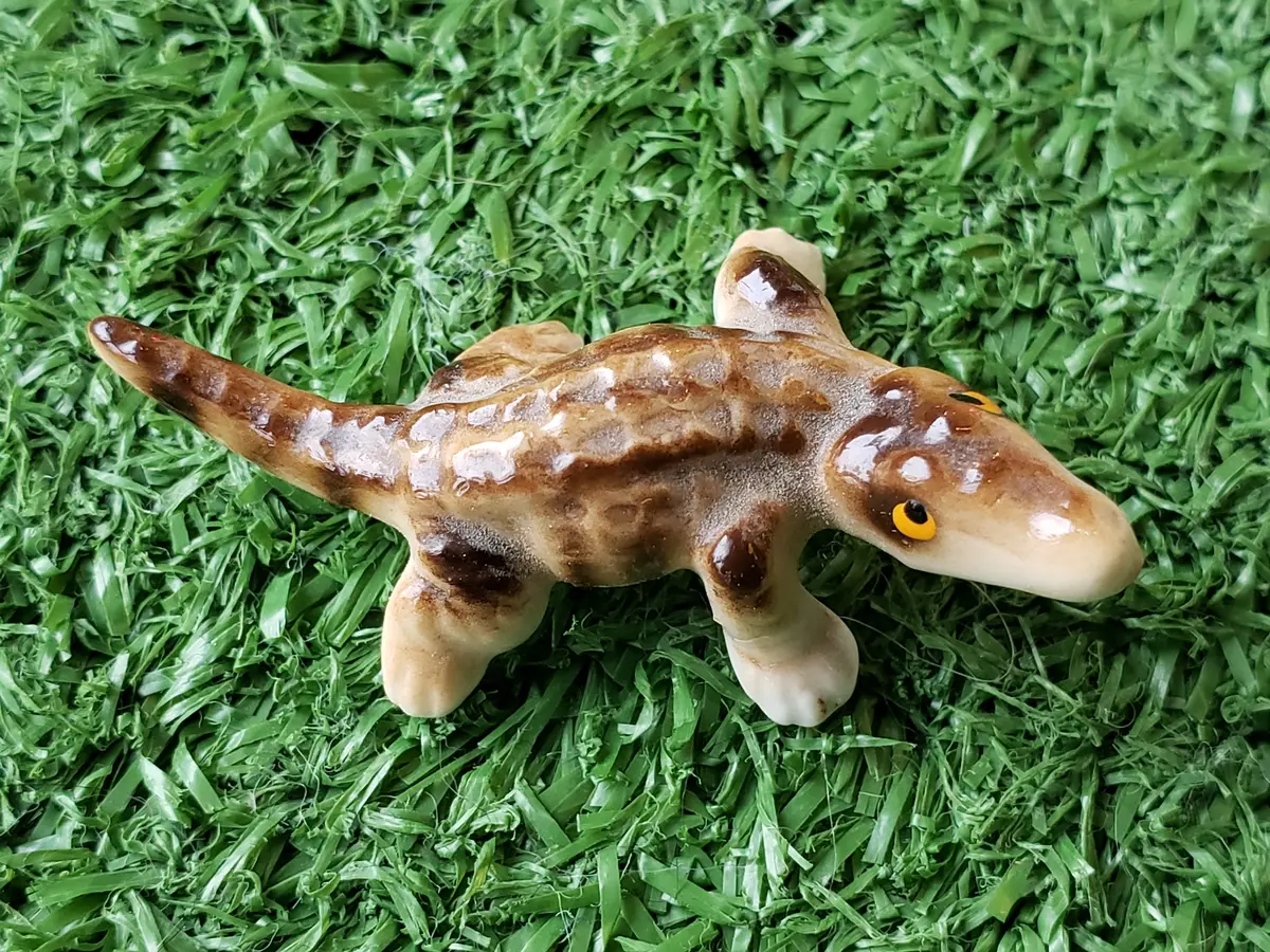 Tiny Bone China Alligator Figurine 1