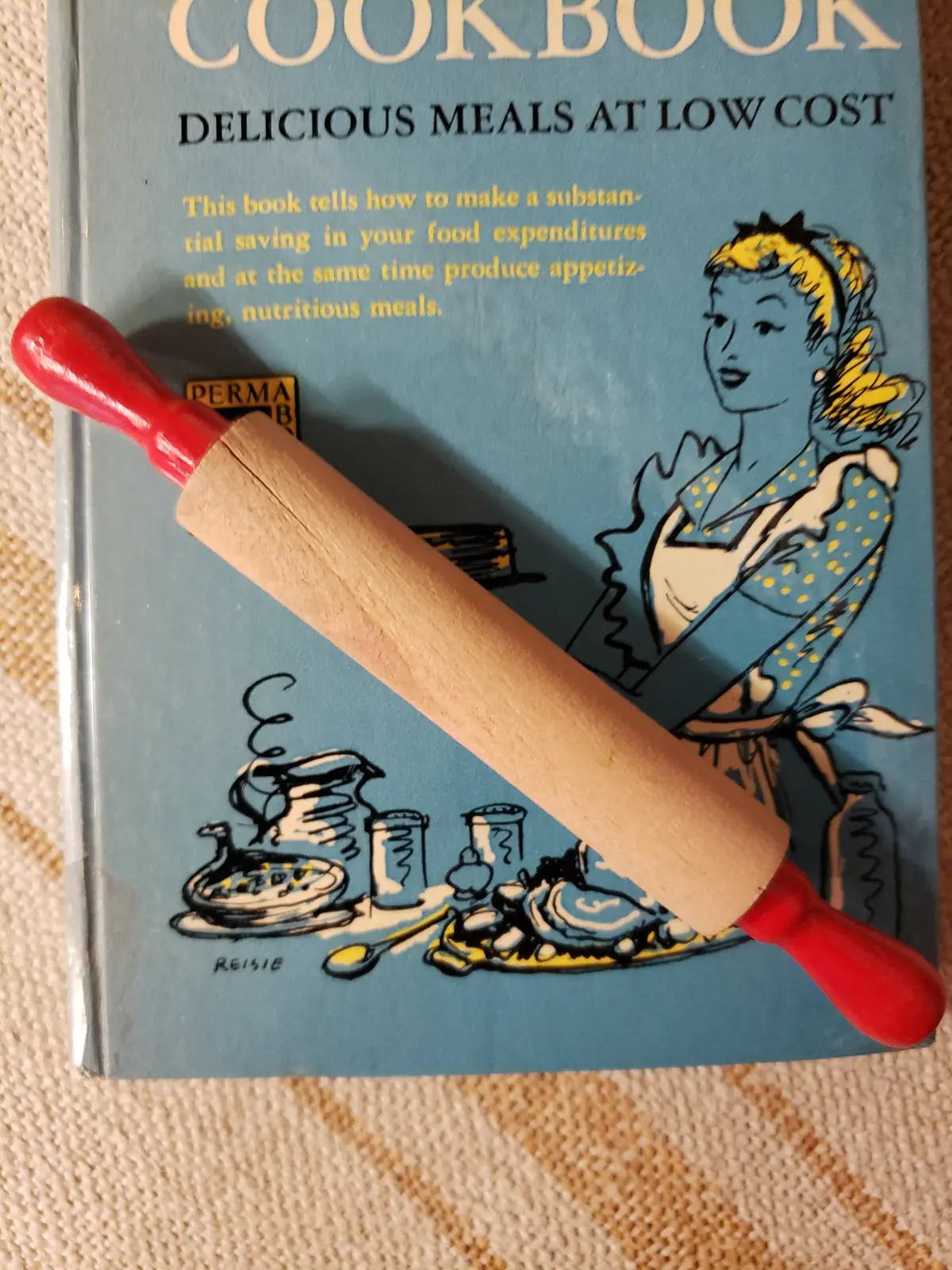 1950'S Dollhouse Rolling Pin 1