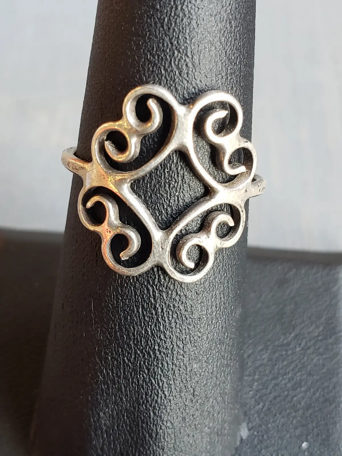 Size 7 Sterling Curlique Ring 1