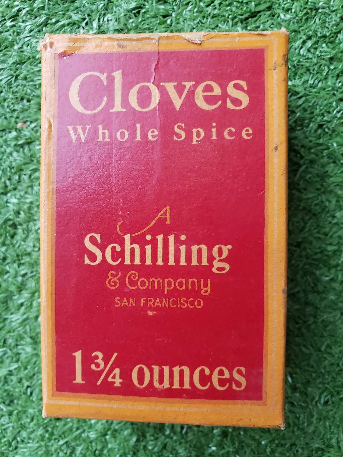 Schilling Cloves Box 1