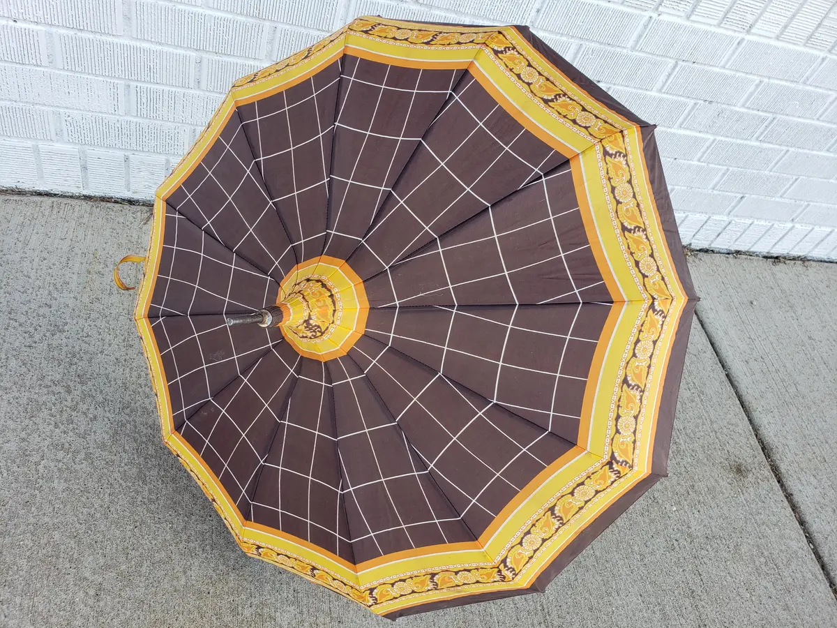 Vintage Brown Orange Yellow  Umbrella With Lucite Handle 1
