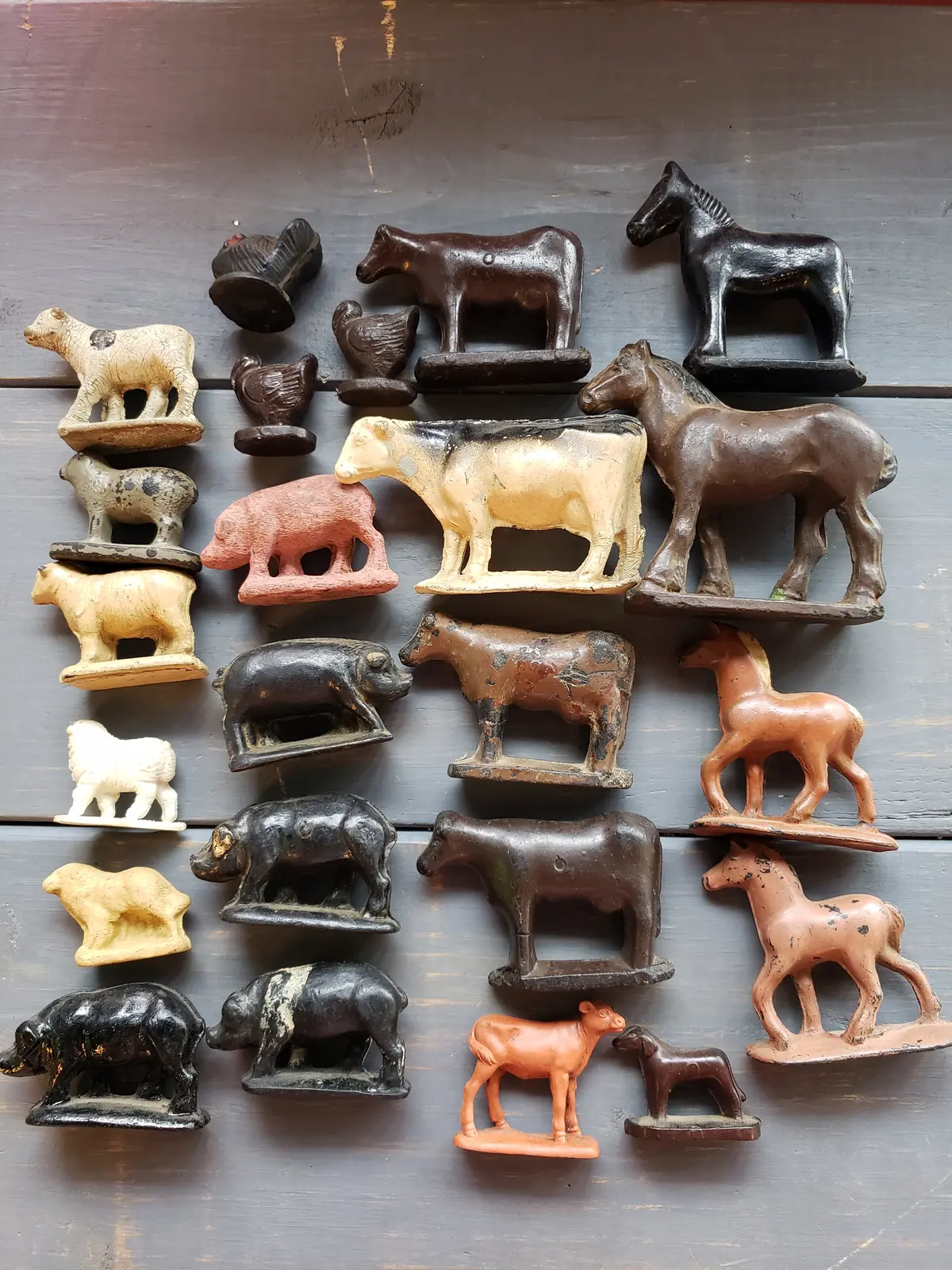 Auburn 22 Pc Rubber Farm Animal Set 1