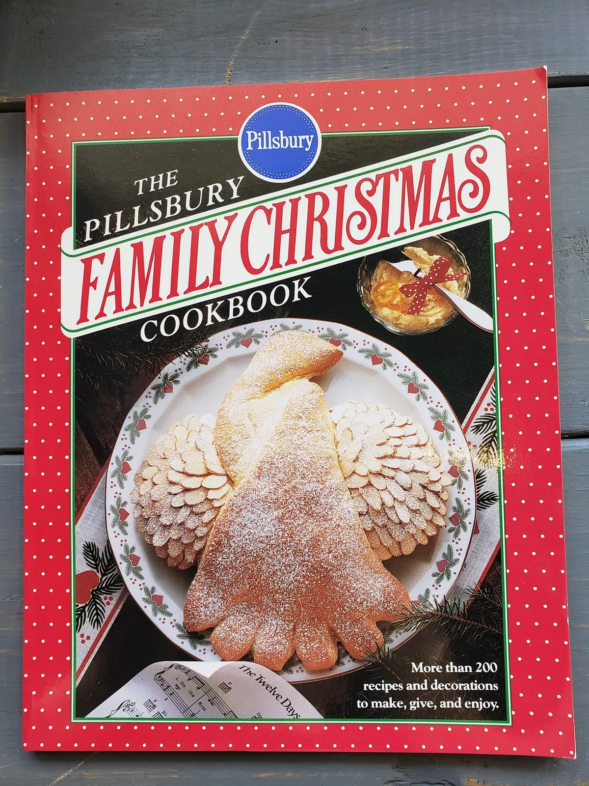 The Pillsbury Family Christmas Cookbook 1