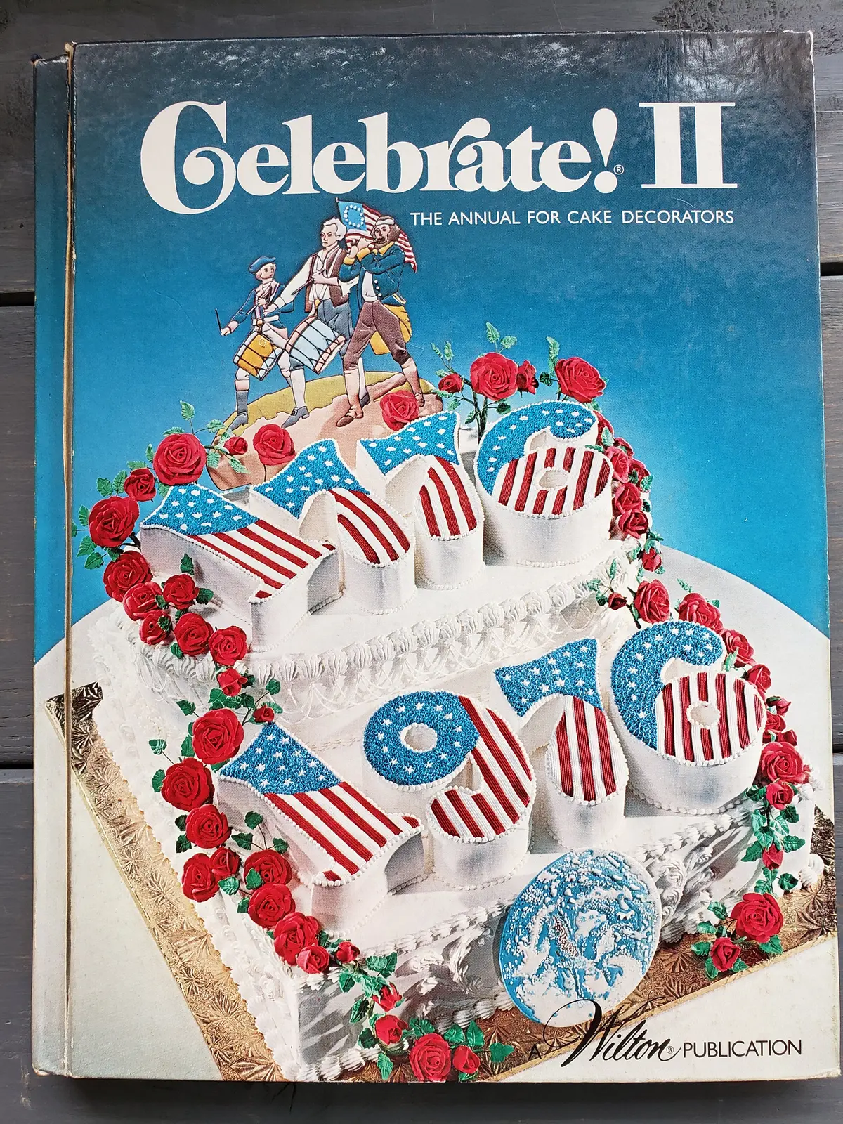 Celebrate Ii Cake Decorating Book By Wilton 1