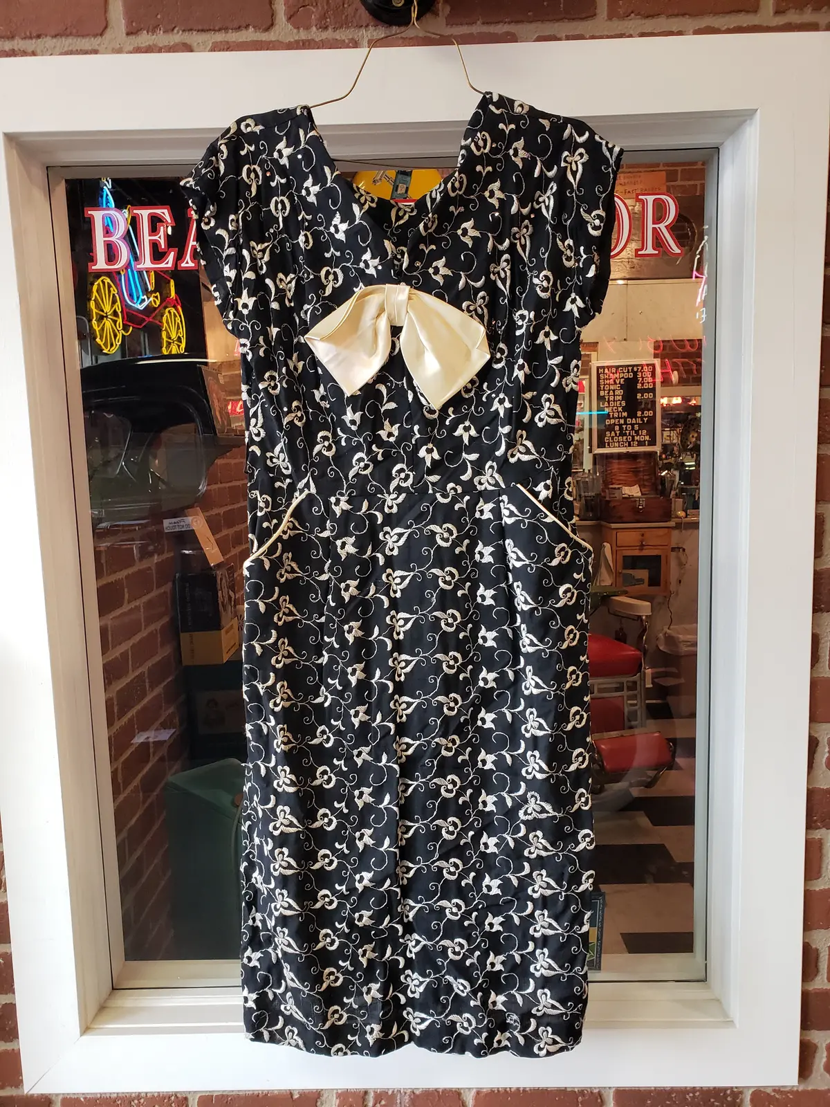 1940S Black And Ivory Embroidered Vintage Dress 1