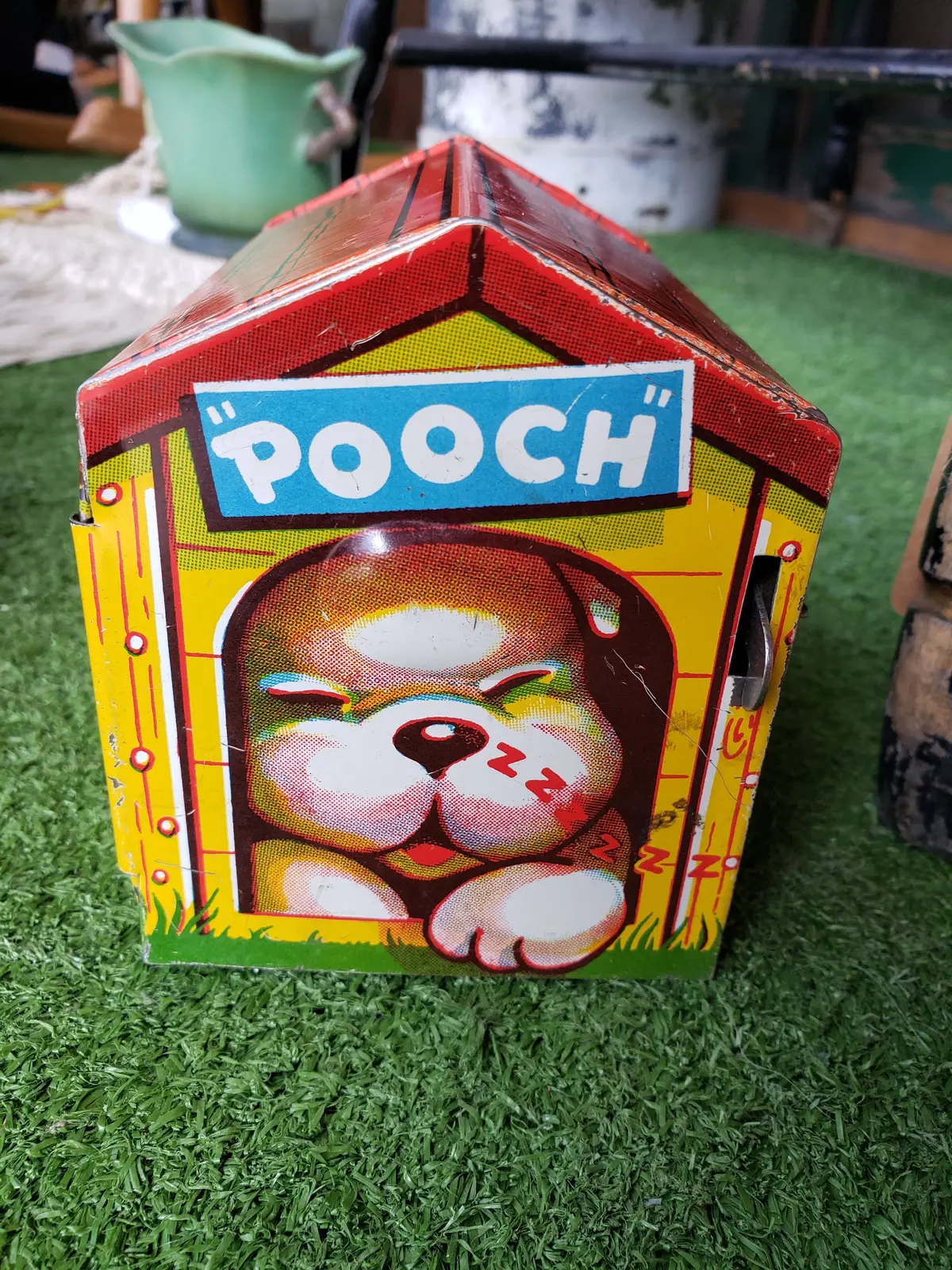 Pooch The Pop Out Pup Tin Litho Toy 1