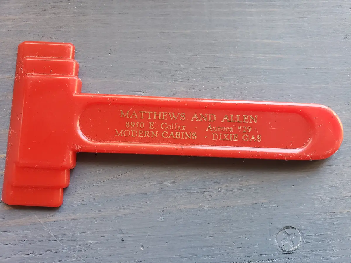 Matthews And Allen Ice Scraper From Aurora Co 1