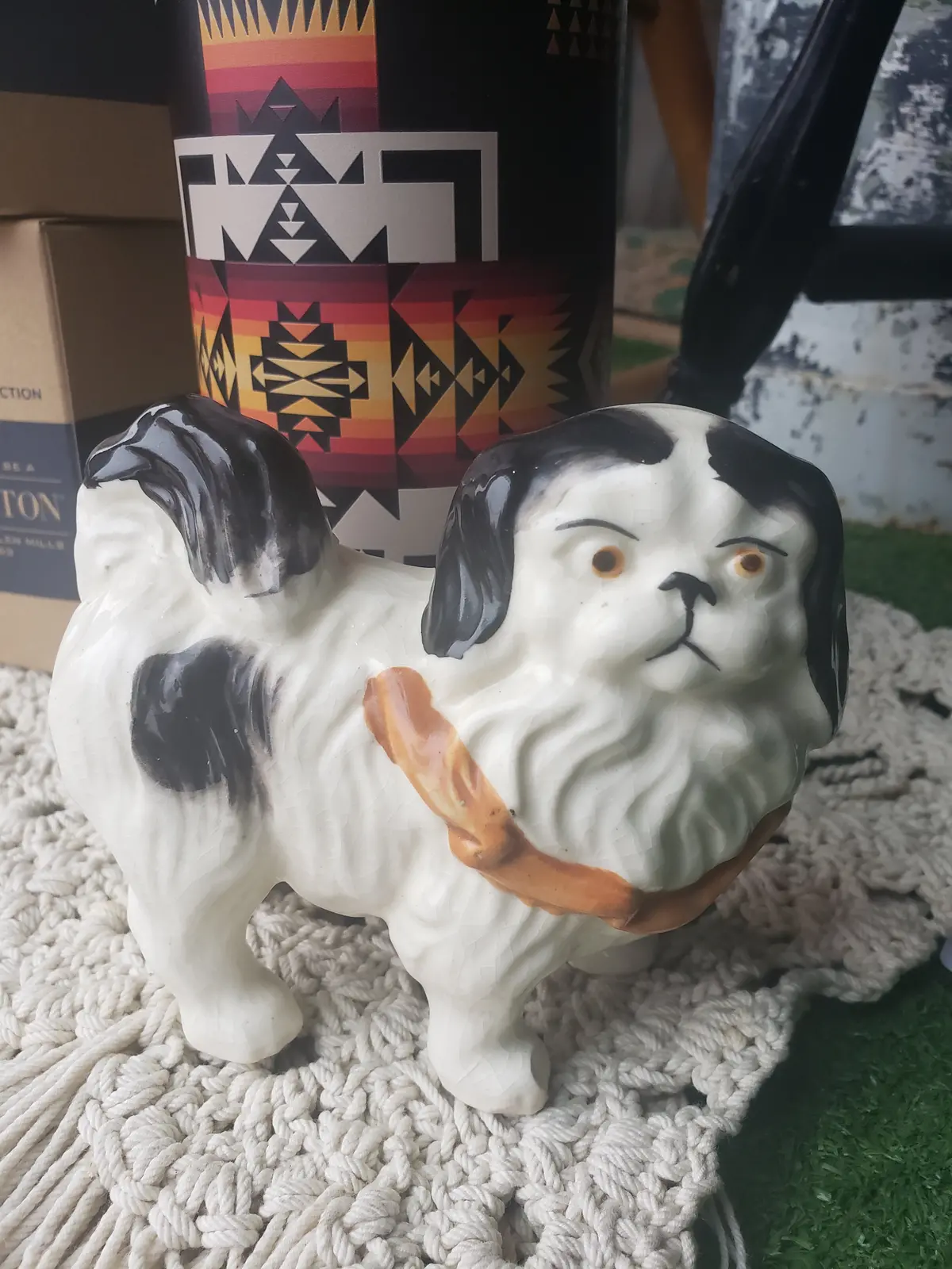 Vintage Ceramic Black And White Pekinese Dog Figurine 1