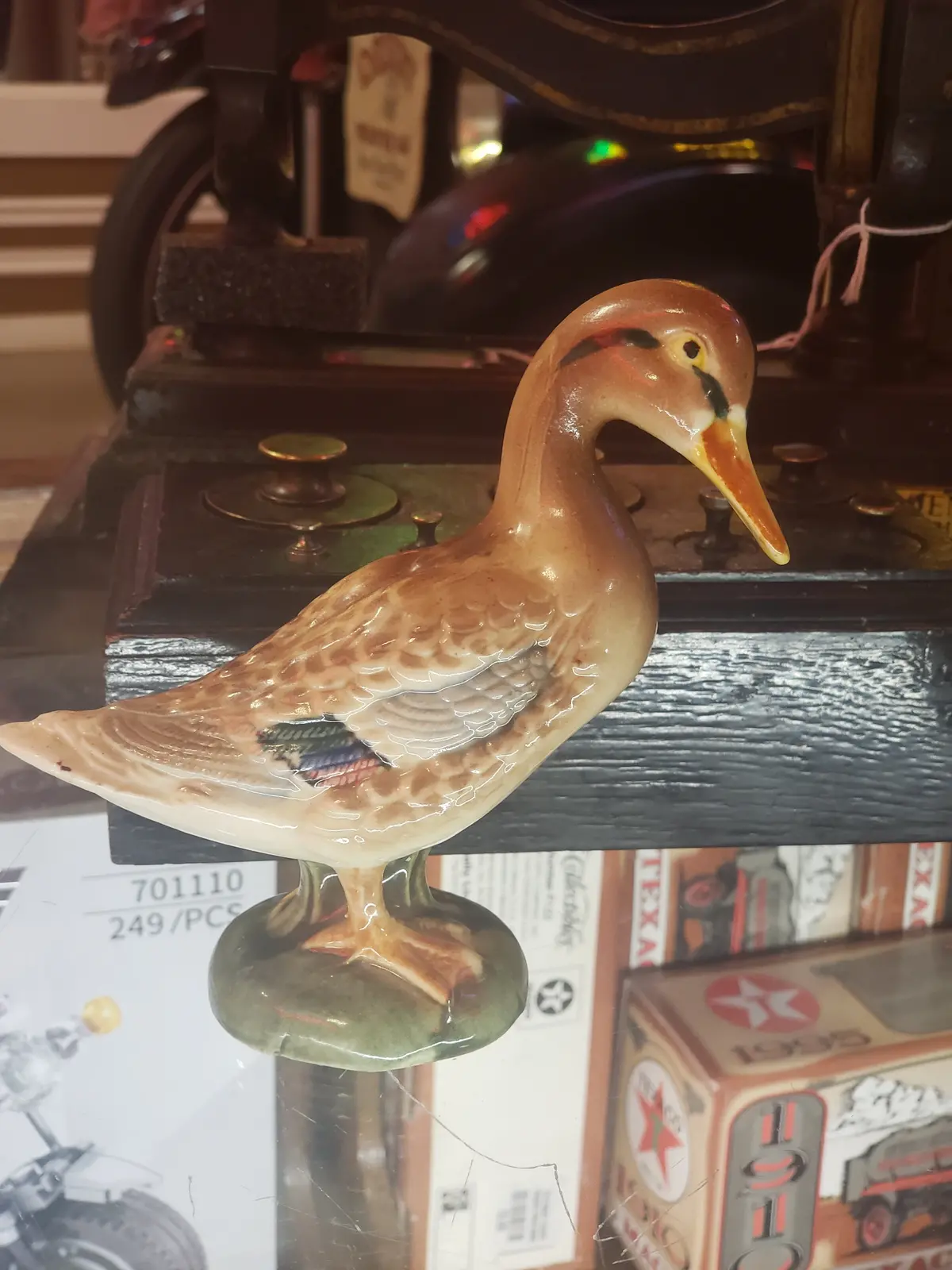 Thames (Japan) Hand Painted Duck Figurine 1
