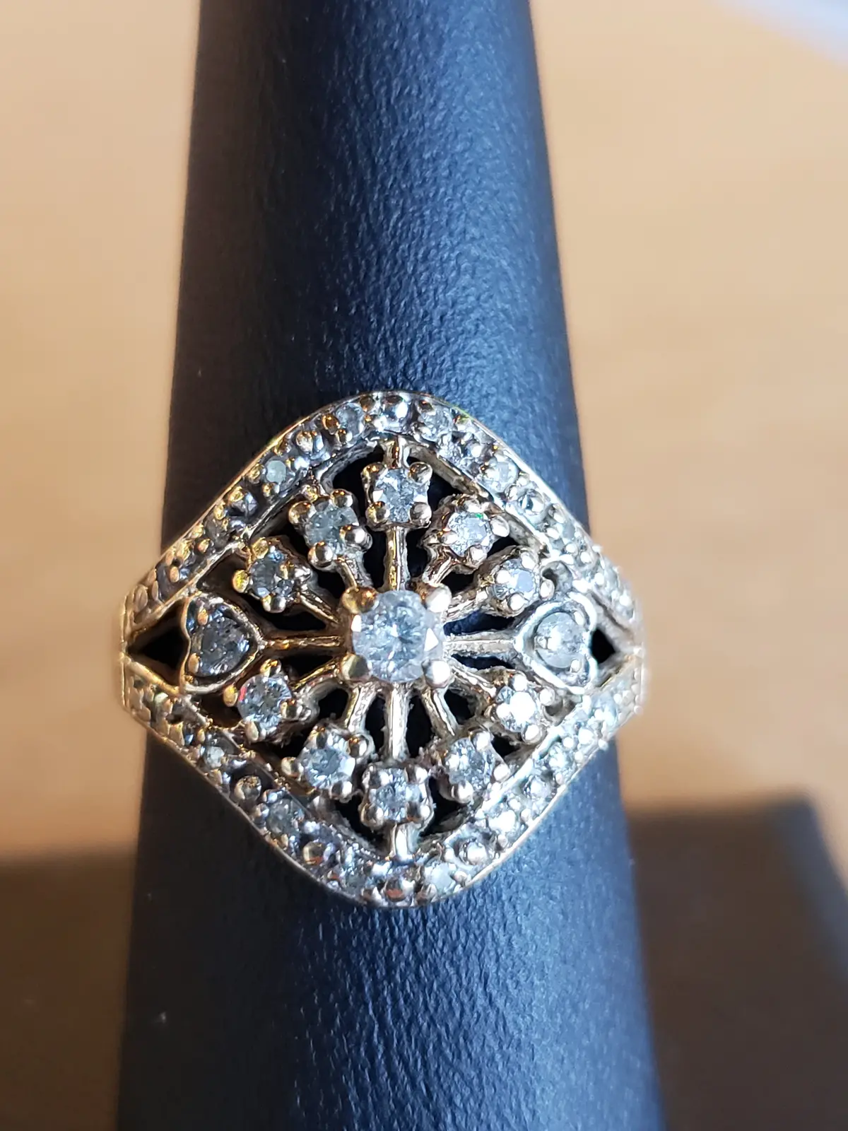 10K Diamond Cluster Ring Size 7.5 1
