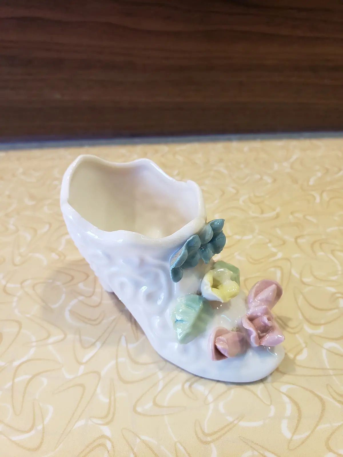 Delicate White Porcelain Shoe With Flowers 1