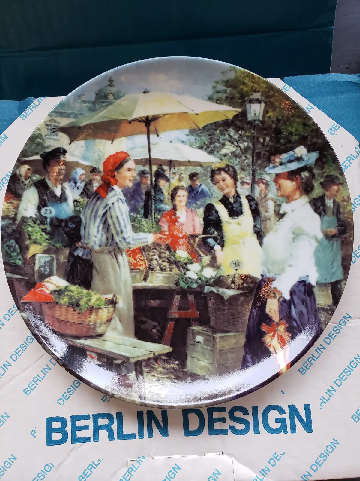 Saturday Commemorative Plate By Detlev Nitschke 1