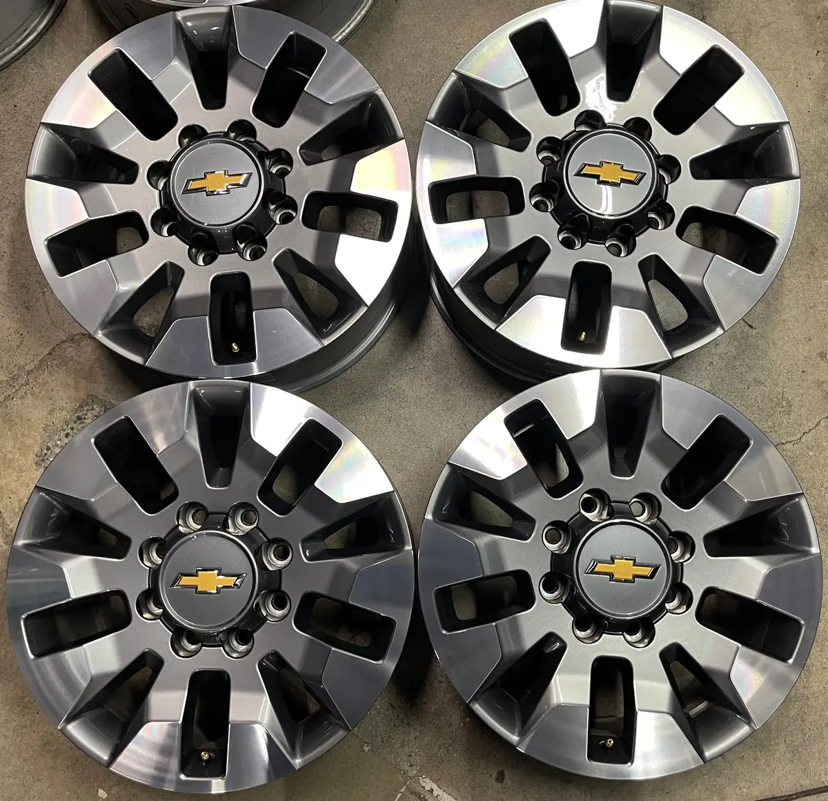 Sold Four 2024 2025 Chevy Silverado Hd2500 Factory 20" Wheels Rims 5947 Oem 23377036 1