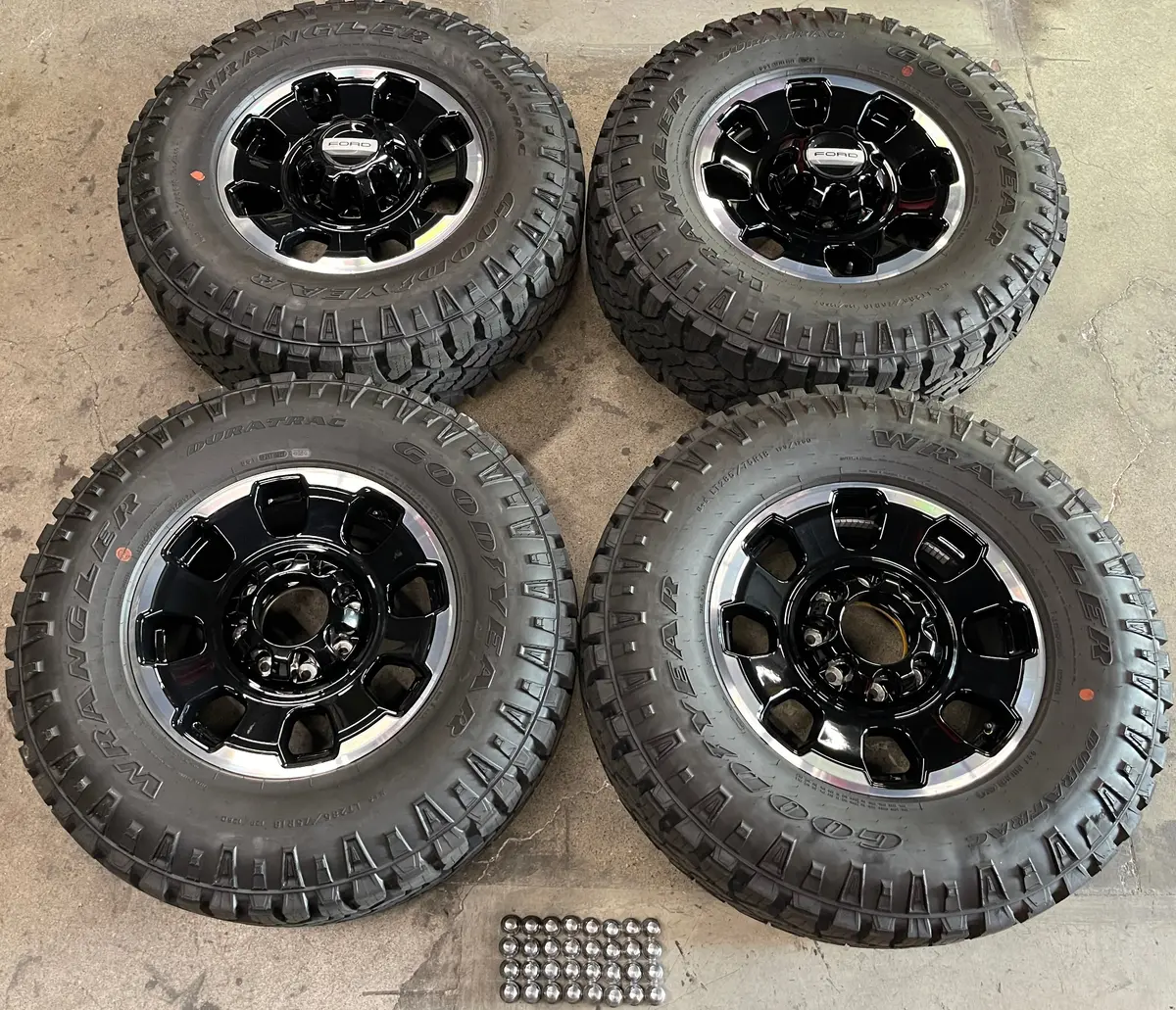 Sold 2025 Ford F250 F350 Tremor Lariat Factory 18 Wheels Tires Oem Rims Black 285/75/18 Gdy 1