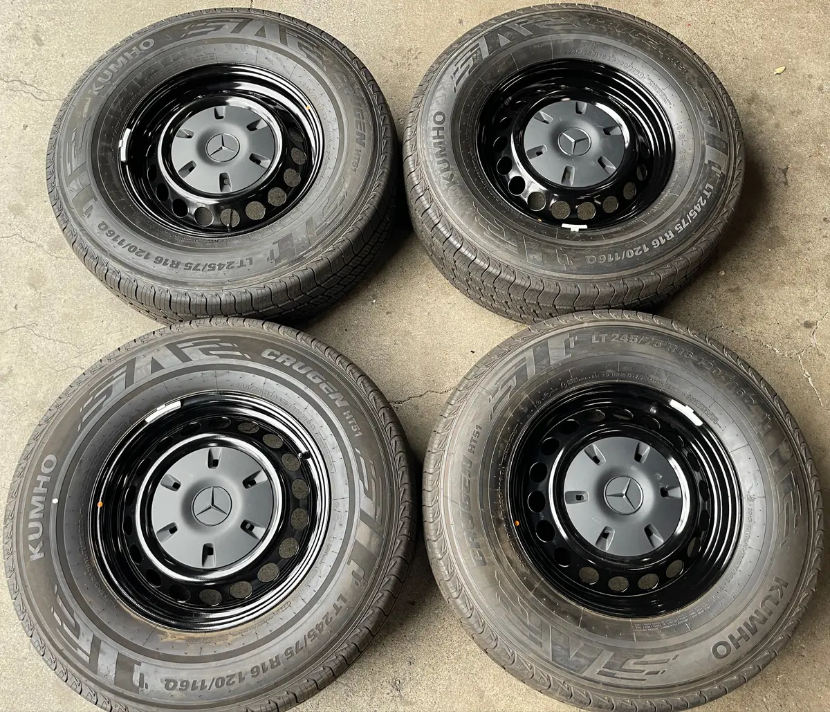 Sold 2023 Mercedes Mbz Sprinter 2500 Factory 16 Steel Wheels Tires Rims Oem Black 1