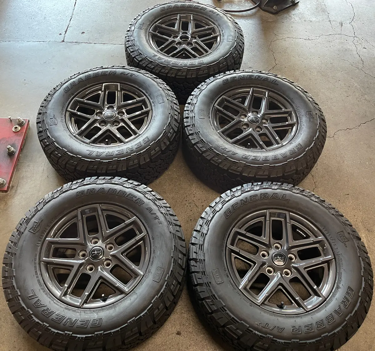 Sold Five 2024 Jeep Wrangler Gladiator Factory 17" Wheels Tires Rims Oem Lt265/70/17 At 1
