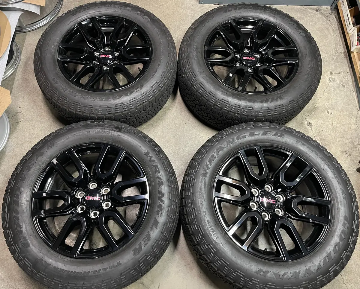 Sold 2024 Gmc Sierra At4 Factory 20 Wheels Tires Oem Black 5914 Rims Silverado 1