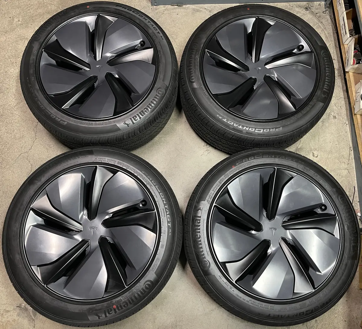 Sold 2025 Tesla Model Y Factory 19 Wheels Tires Hubcaps Oem Rims 5X4.5 Crossflow 2188226-00-B 1