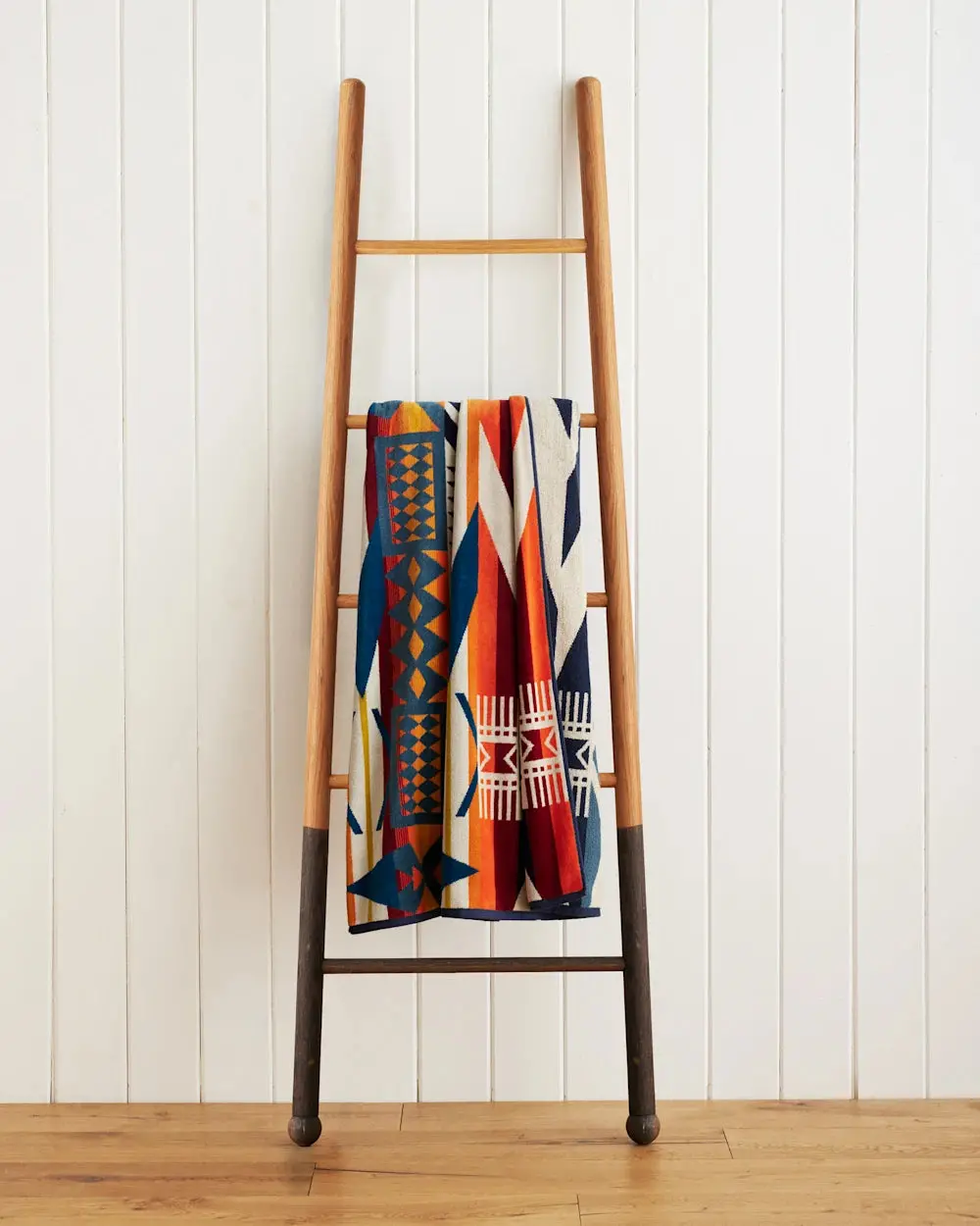 Pendleton Jacquard Towel For Two 1