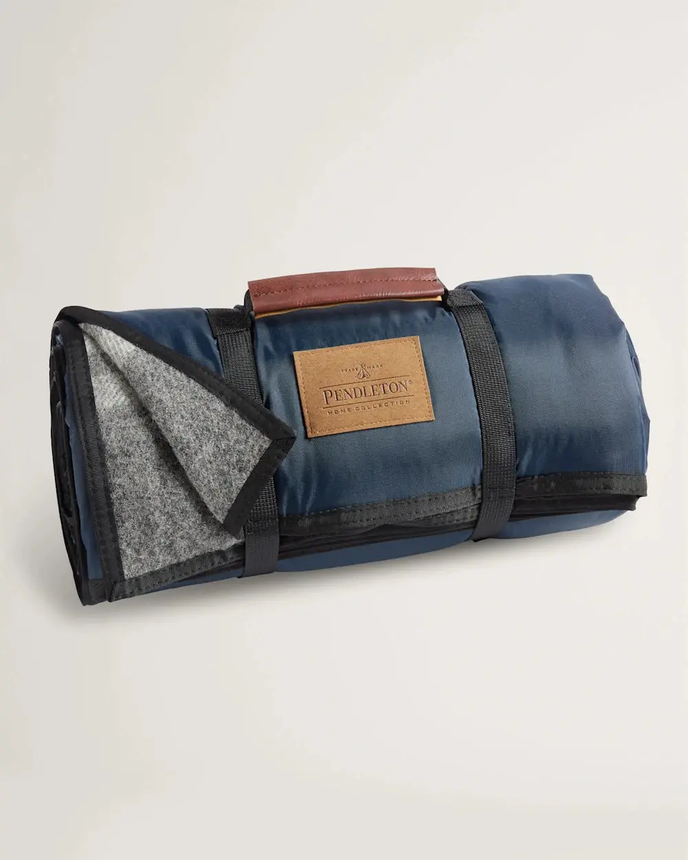 Pendleton Nylon Backed Roll Up Blanket In Raleigh Plaid 1