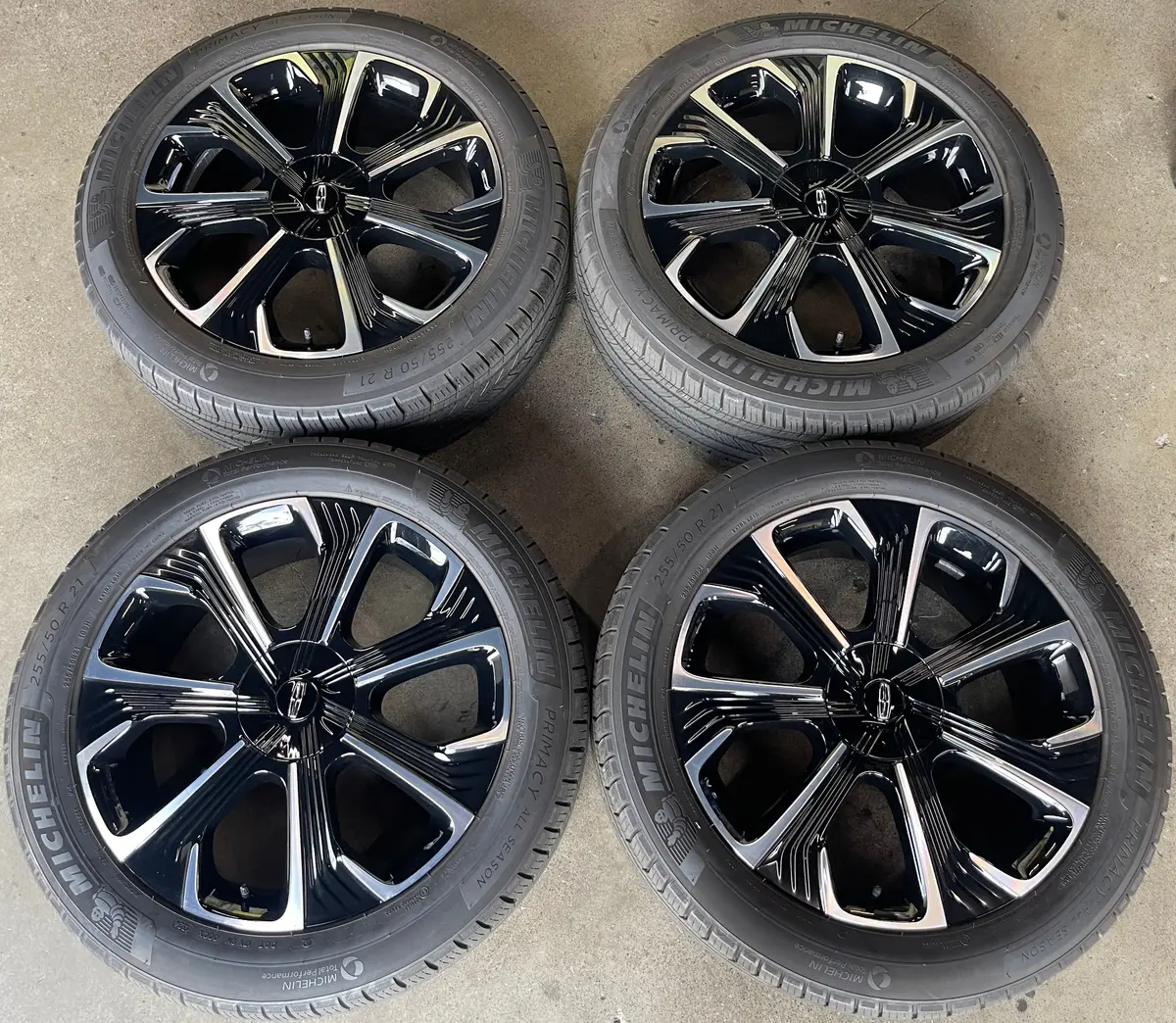 Sold 2025 Lincoln Nautilus 5X4.5 Factory 21 Wheels Rims Tires Oem R2tc1007ea Michelin 1