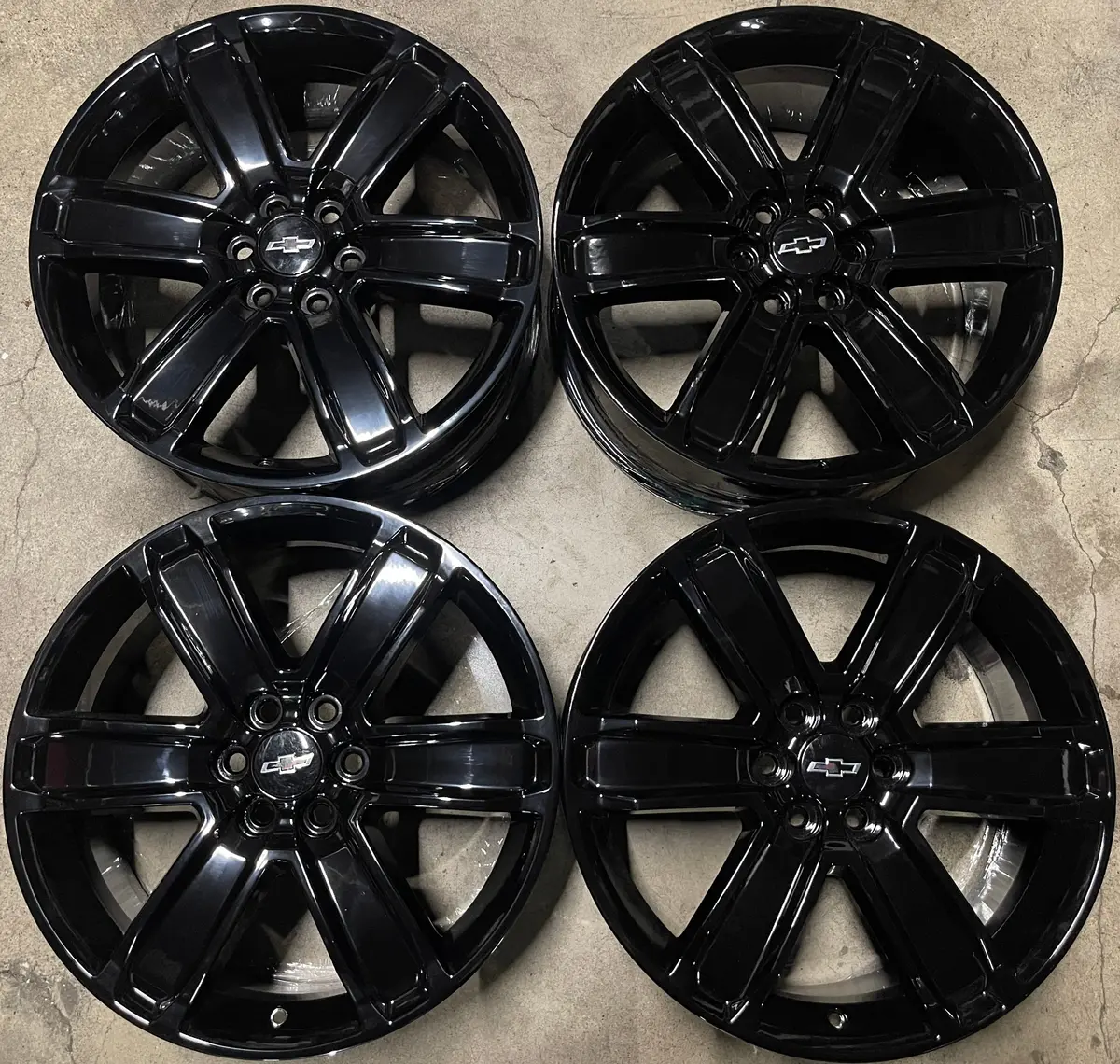 Sold Four Chevy Acadia Factory 20 Wheels 5794 Oem Rims Black 23457346 Blazer Enclave 1