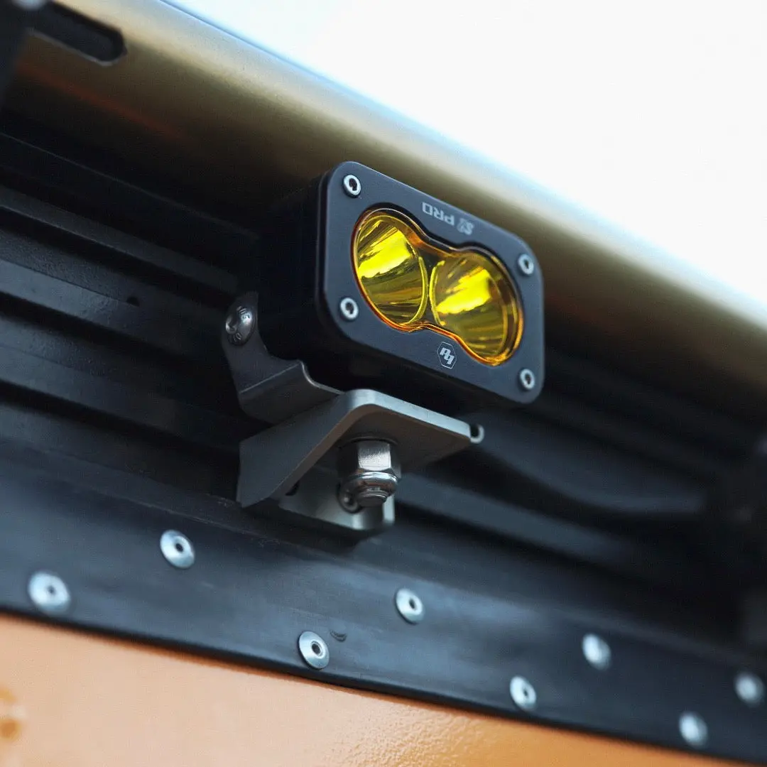 Machined 90° Bracket 1