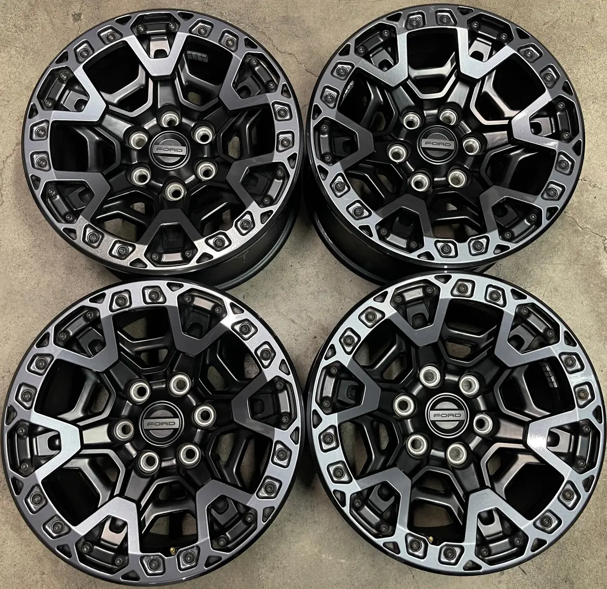Four 2025 Ford F150 Raptor R Factory 17 Wheels Oem Rims Bead Lock Black Rl3v1007ba 1