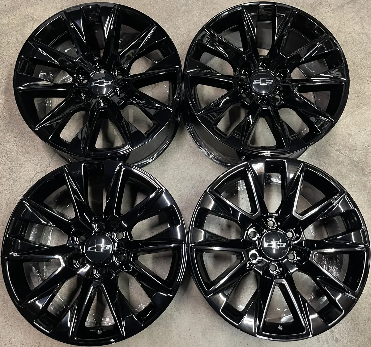 Sold 4) 2024 Chevy Silverado Z71 Factory 20 Wheels Oem 5919 Rims 84486663 Gloss Black 1
