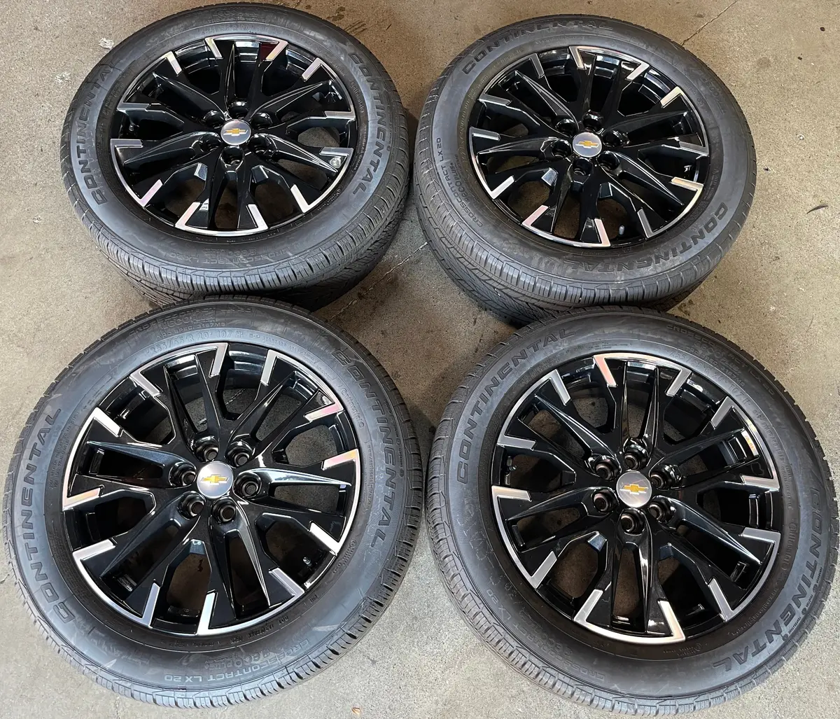Sold 2025 Chevy Traverse Blazer Factory 20 Wheels Tires Rims Oem 84886630 6X120 255/55/20 1