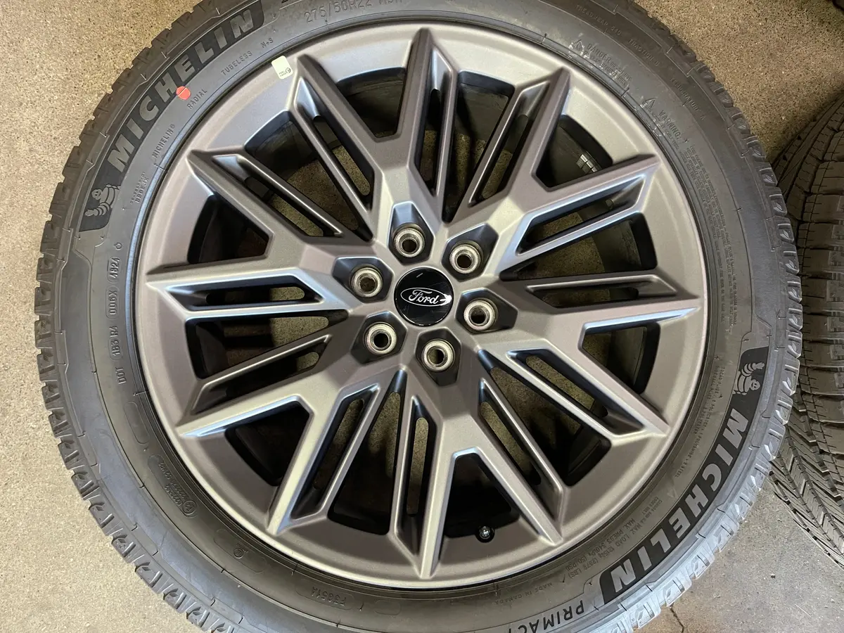 Sold 2025 Ford Expedition Factory 22" Wheels Tires Oem Sl14-1007-La Rims F150 Michelin 2755022 2