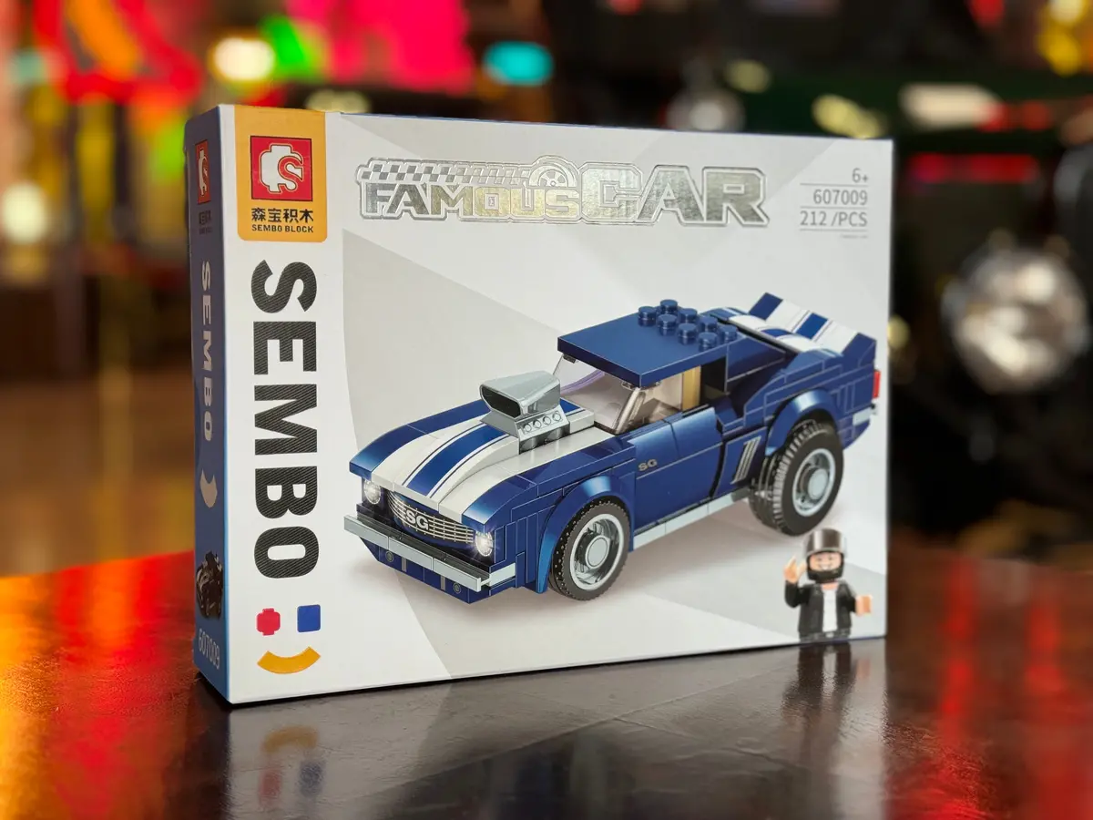 Blue Street Racing Muscle Car 1