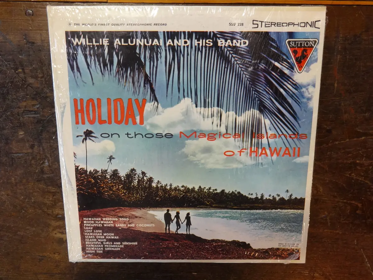 Willie Alunua And His Band, Holiday 1