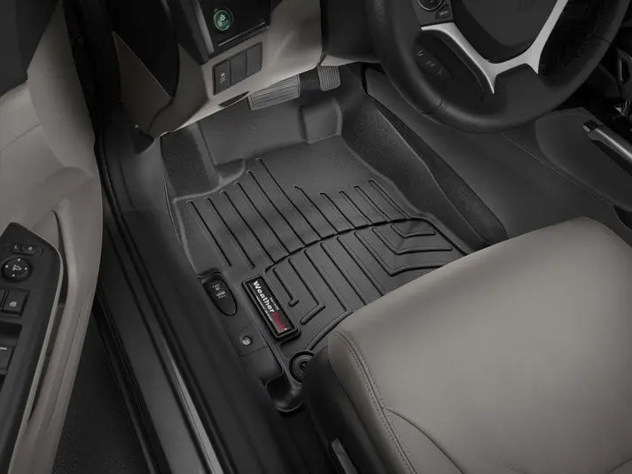 2014-2015 Honda Civic Si Weathertech Fronts 1