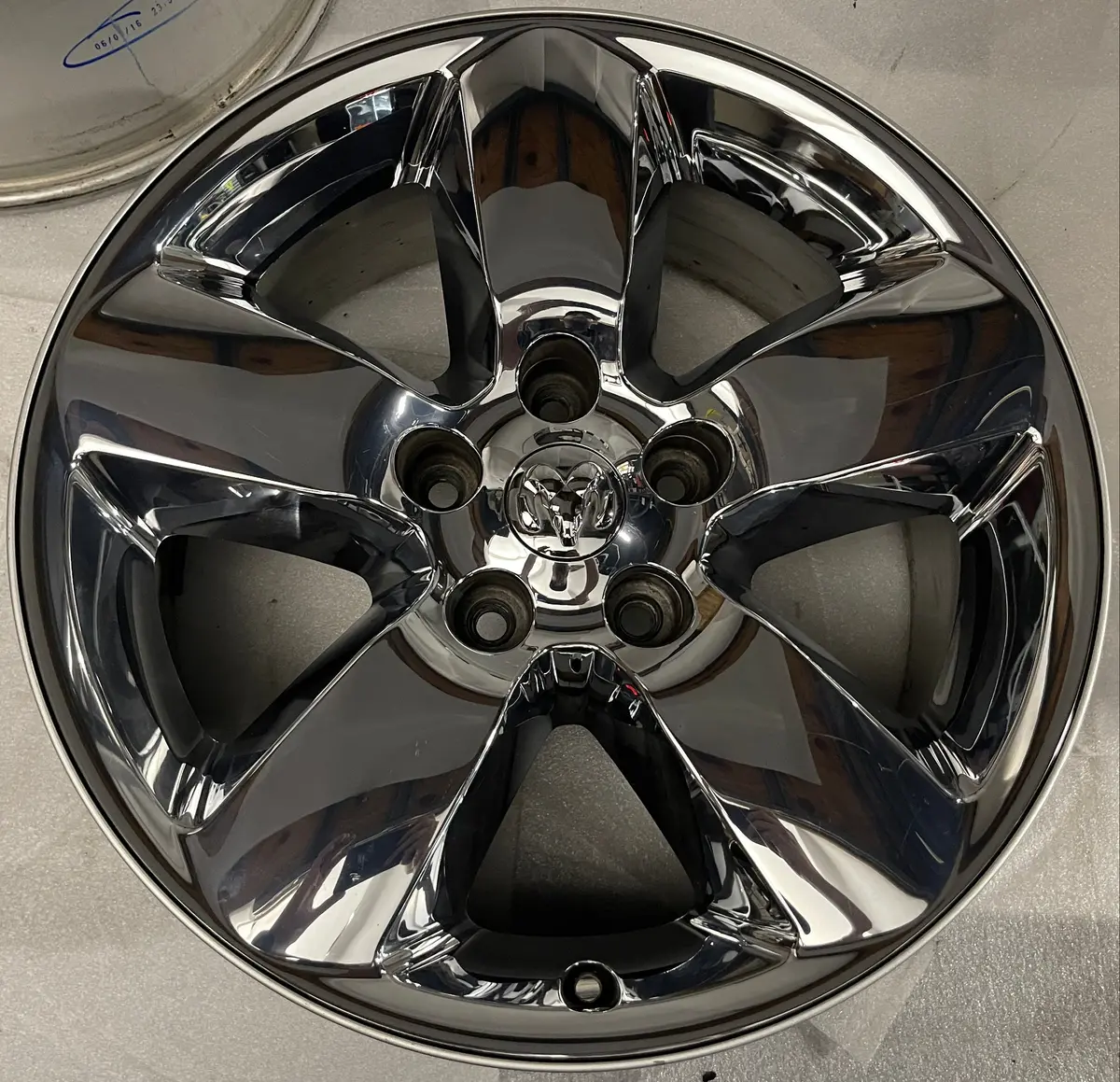 One Single 2013-2018 Dodge Ram 1500 Factory 20 Chrome Clad Wheel Oem 2495C Rim 1