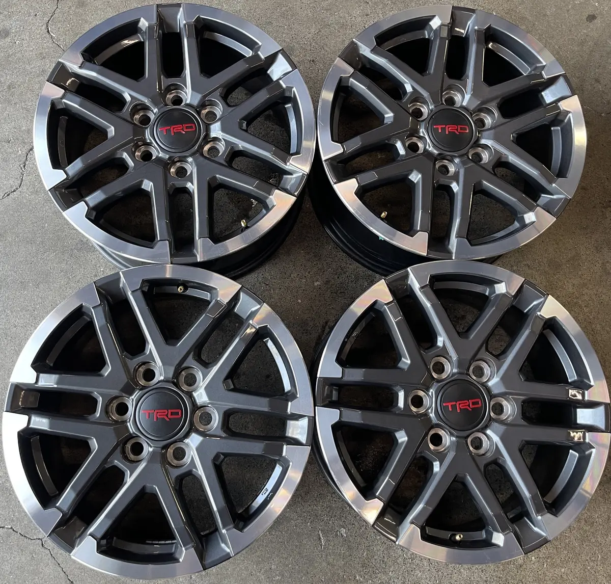 Sold Four 2024 Toyota Tacoma Trd Factory 18 Wheels Oem Rims 95895 1